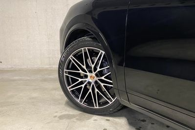 Porsche Cayenne Coupe Black Edition