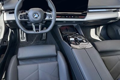 BMW Seria 5 520d xDrive M Sport