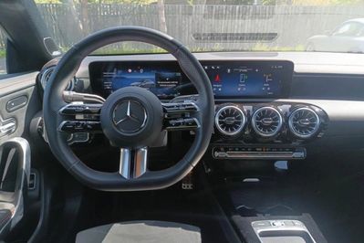Mercedes CLA 200 mHEV AMG Line 7G-DCT