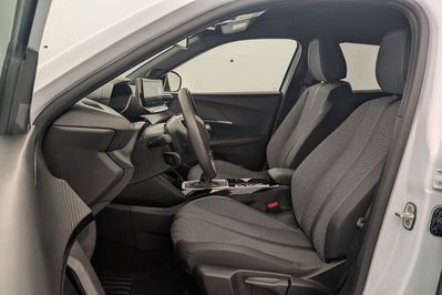 Peugeot 2008 ALLURE 1.2 PureTech