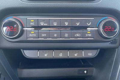 Kia XCeed 1.5 T-GDI Business Line DCT