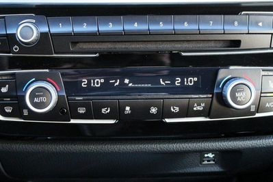 BMW Seria 3 Gran Turismo 320i GPF Sport Line aut