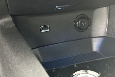 Peugeot 3008 Allure Pack 1.6 Hybrid e-EAT8