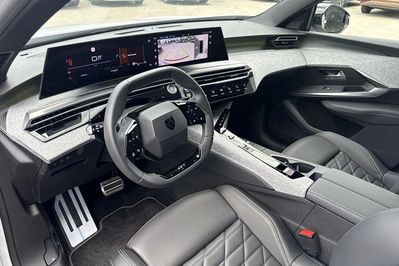 Peugeot 3008 PureTech mHEV GT S&S e-DCS6