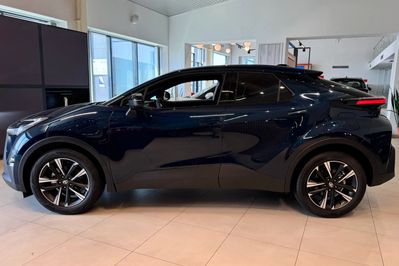 Toyota C-HR Style 2.0 Hybrid Dynamic Force Plug-in