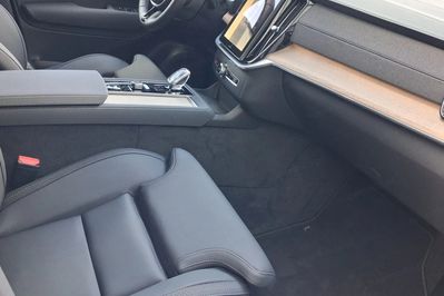 Volvo XC90 T8 AWD Plug-In Hybrid Plus Bright 7os