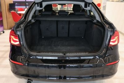 BMW Seria 3 Gran Turismo Sport Line 2.0 318d aut