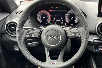Audi Q2 35 TFSI S Line