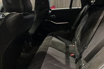 BMW Seria 3 330i xDrive M Sport aut