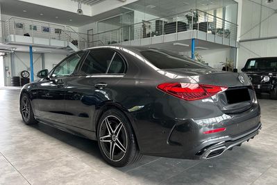 Mercedes Klasa C 300 e 4-Matic AMG