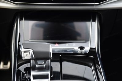 Audi Q7 TDI quattro S Line