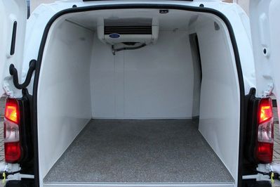 Peugeot Partner Van L2H1 Chłodnia do -20°C