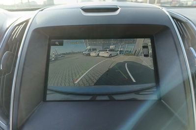 Ford EDGE 2.0 TDCi Twin-Turbo 4WD  Titanium