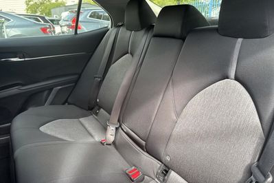 Toyota Camry Comfort 2.5 Hybrid  CVT