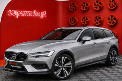 Volvo V60 CC Plus B4 D AWD aut