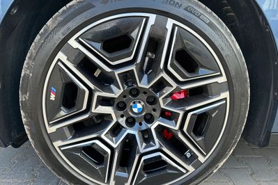 BMW iX xDrive45 100.6kWh