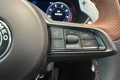 Alfa Romeo Stelvio 2.0 Turbo Intensa Q4