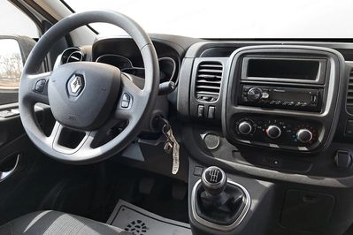 Renault Trafic L2H1 Zabudowa Brygadowa