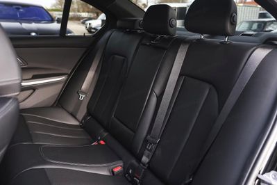 BMW Seria 3 318i M Sport