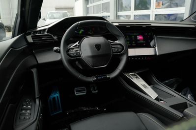 Peugeot 308 GT Exclusive S&S e-DCS6 1.2 mHEV