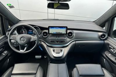 Mercedes V Klasa 300 d 4MATIC Exclusive (długi)