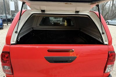 Toyota HiLux Double Cab DLX 4x4