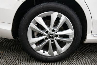 Mercedes Klasa C 180 Avantgarde