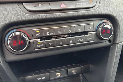 Kia Ceed 1.5 T-GDI M