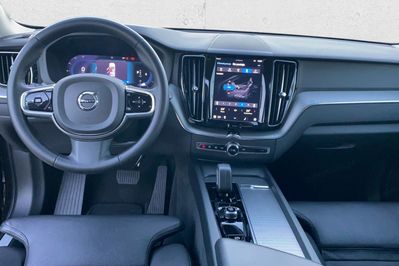 Volvo XC60 B4 D Plus Dark aut