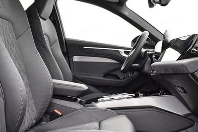 Audi A6 TDI quattro S line Avant