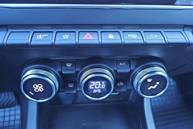 Renault Arkana TCe mHEV Techno EDC