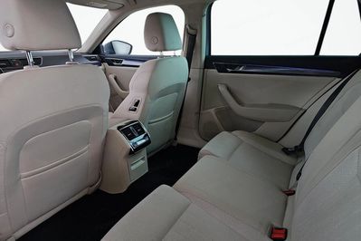 Skoda Superb 2.0 TDI Style DSG