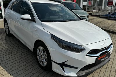 Kia Ceed M 1.5 T-GDI  DCT