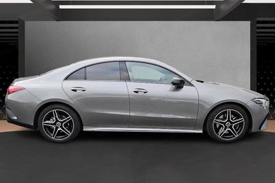 Mercedes CLA 200 AMG Line