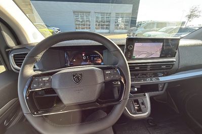 Peugeot Expert XL L2H1 EAT8