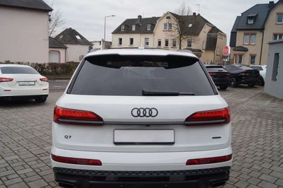 Audi Q7 50 TDI quattro S Line