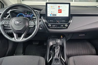 Toyota Corolla 1.8 Hybrid Style