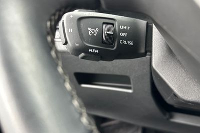 Peugeot 3008 Allure Pack 1.6 Hybrid e-EAT8