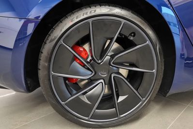 Tesla Model 3 Performance AWD