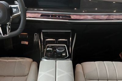 BMW Seria 7 740d xDrive