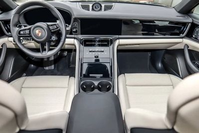 Porsche Panamera 4S E-Hybrid