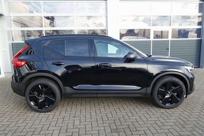 Volvo XC40 B4 Plus Black Edition