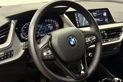 BMW Seria 1 118i Advantage