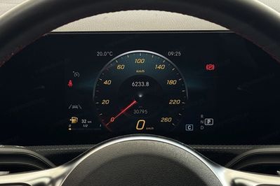 Mercedes CLA 200 AMG Line