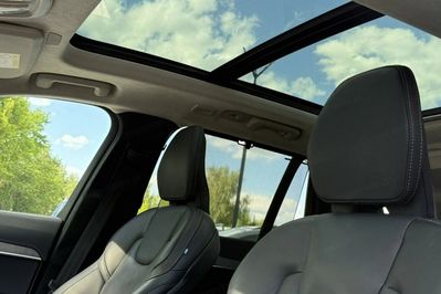 Volvo XC90 T8 AWD Plug-In Hybrid Ultra Dark 7os