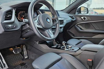 BMW Seria 1 118i M Sport