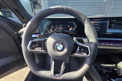 BMW Seria 5 540d xDrive mHEV M Sport aut