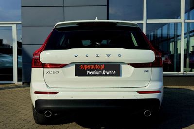 Volvo XC60 T4 Momentum Pro