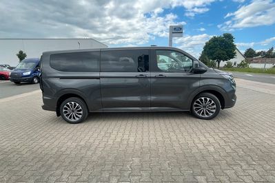 Ford Tourneo Custom L2H1 Titanium 320