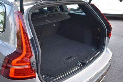 Volvo V60 T6 AWD Plug-In Hybrid Plus Dark